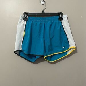 Dri-fit Nike Livestrong shorts 
